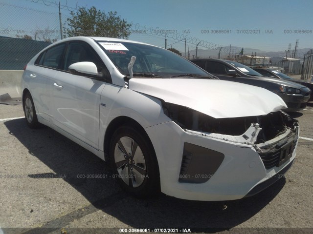 HYUNDAI IONIQ HYBRID 2017 kmhc65lc0hu038973