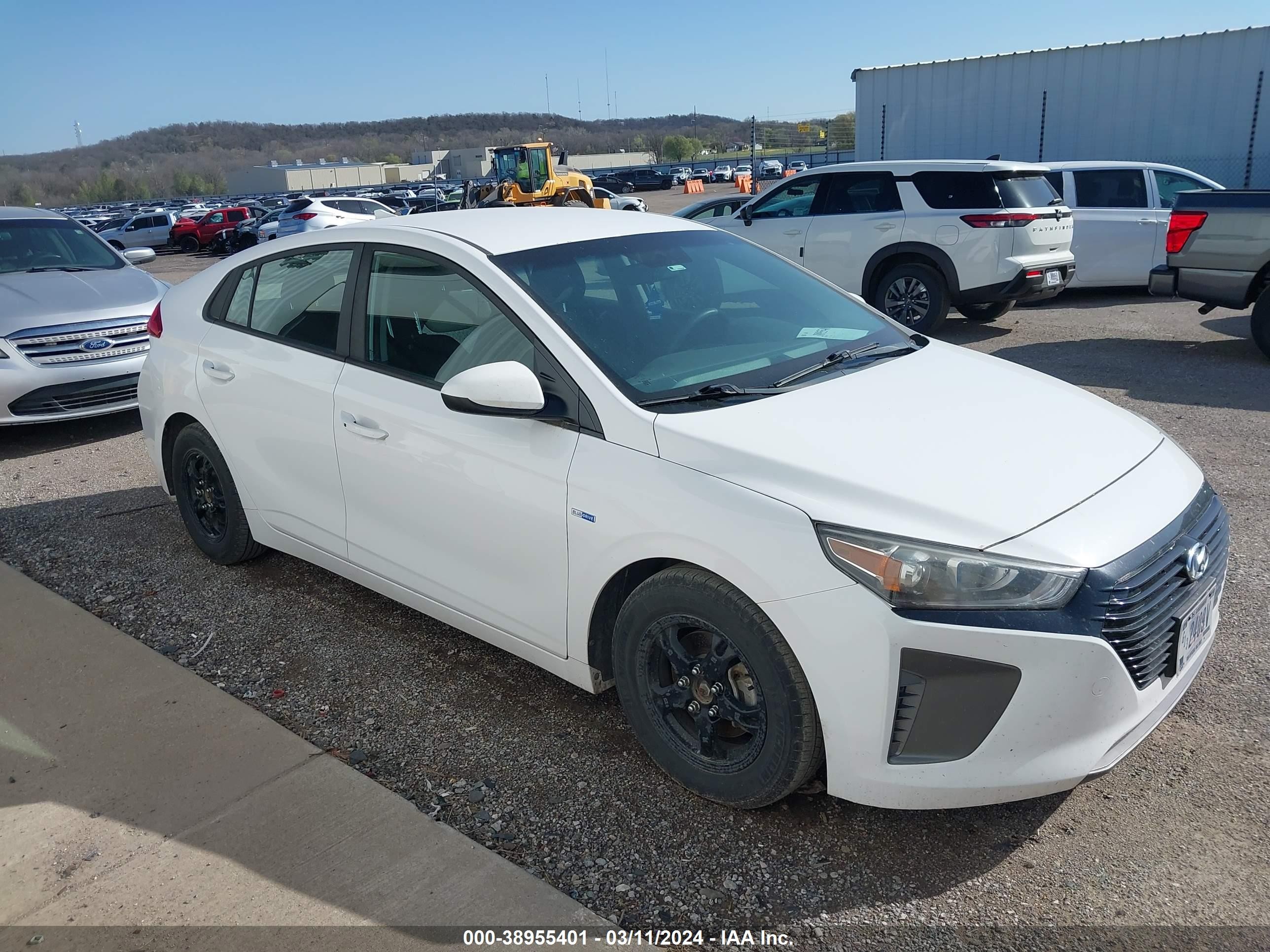 HYUNDAI IONIQ 2018 kmhc65lc1ju075763