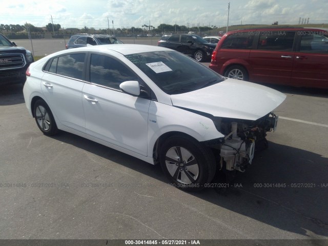 HYUNDAI IONIQ HYBRID 2018 kmhc65lc3ju062528