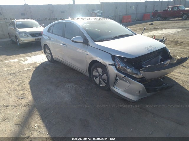 HYUNDAI IONIQ HYBRID 2017 kmhc65lc4hu024557