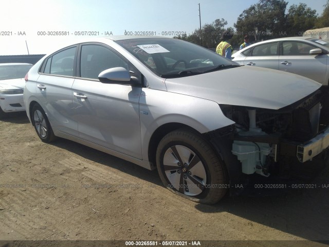 HYUNDAI IONIQ HYBRID 2017 kmhc65lc6hu030943