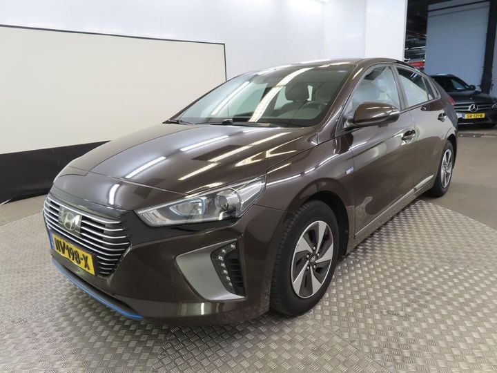 HYUNDAI IONIQ 2017 kmhc751cghu028044