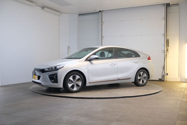 HYUNDAI IONIQ 2018 kmhc751hfju029521