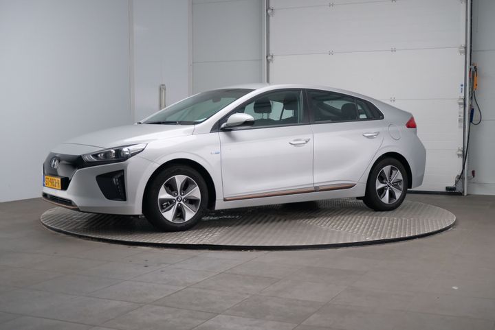 HYUNDAI IONIQ 2018 kmhc751hfju029634