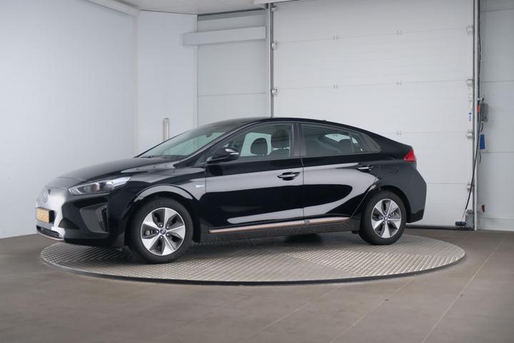 HYUNDAI IONIQ 2018 kmhc751hfju032079