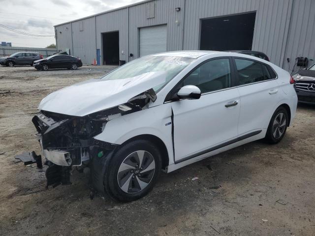 HYUNDAI IONIQ 2017 kmhc75lc2hu028801