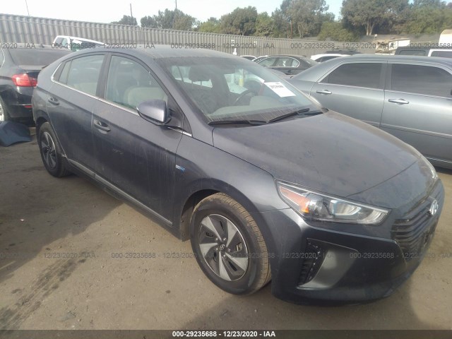 HYUNDAI IONIQ HYBRID 2017 kmhc75lc3hu021467