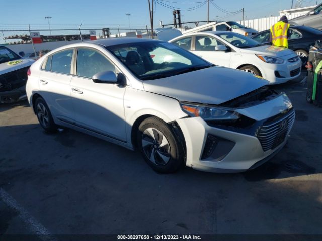 HYUNDAI IONIQ HYBRID 2019 kmhc75lc5ku139835