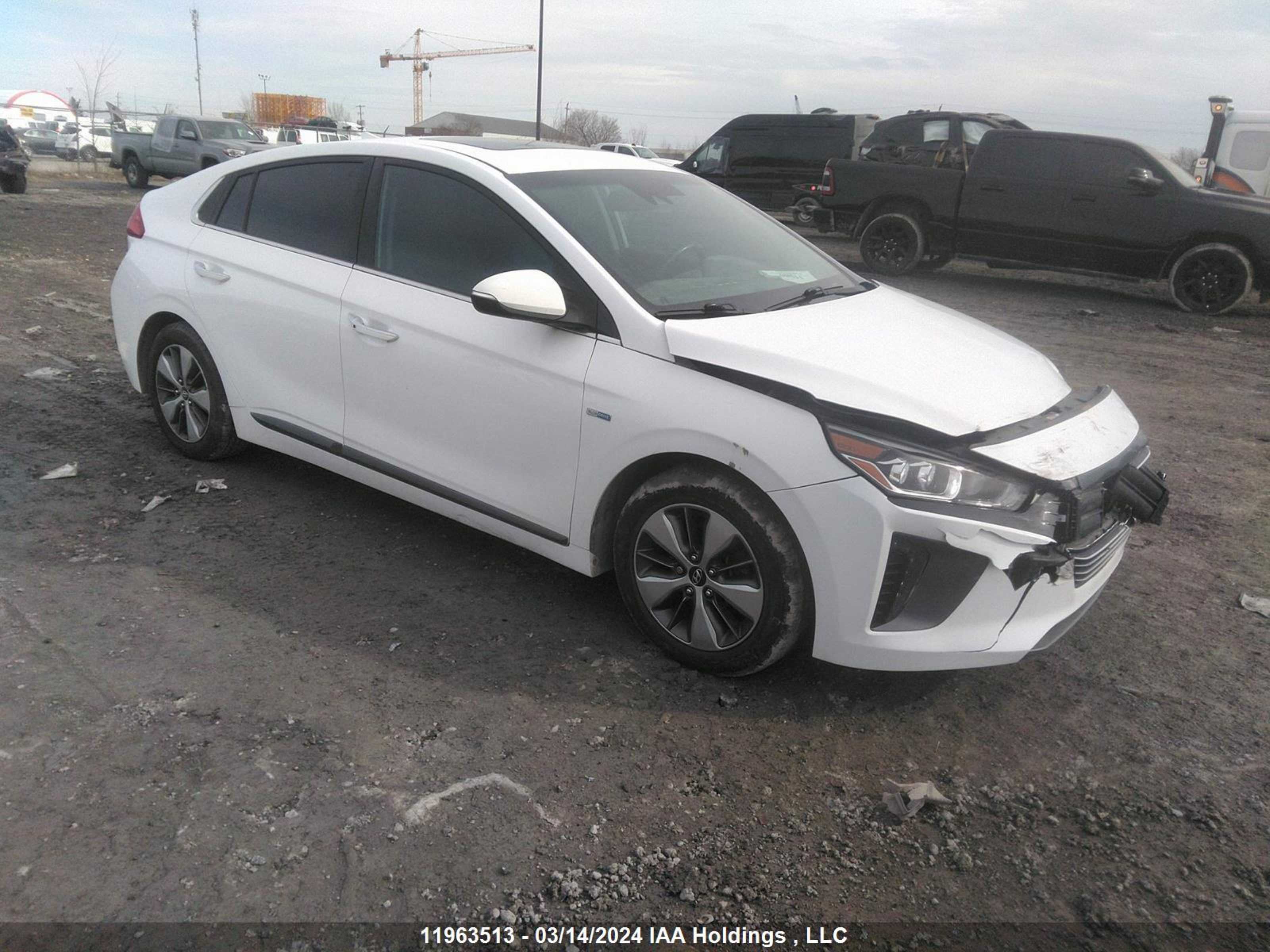 HYUNDAI IONIQ 2019 kmhc75ld9ku110282