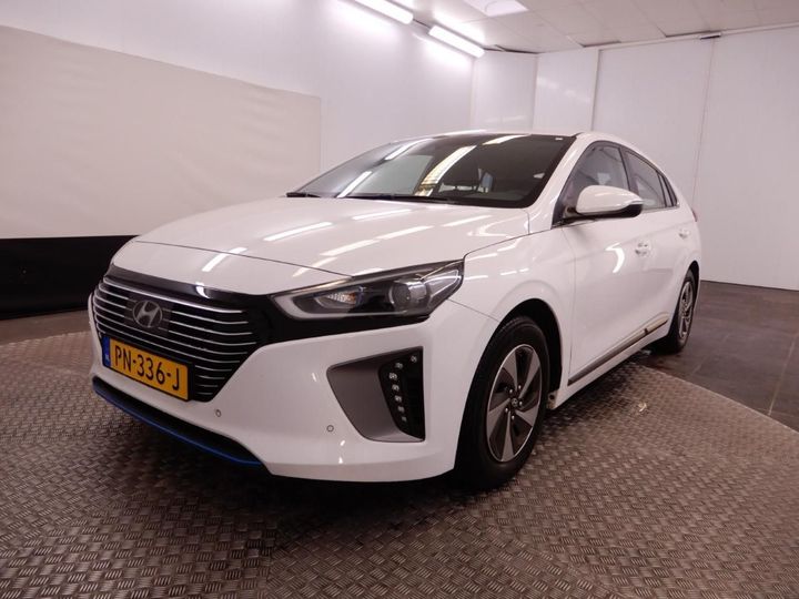 HYUNDAI IONIQ 2018 kmhc851cghu015269