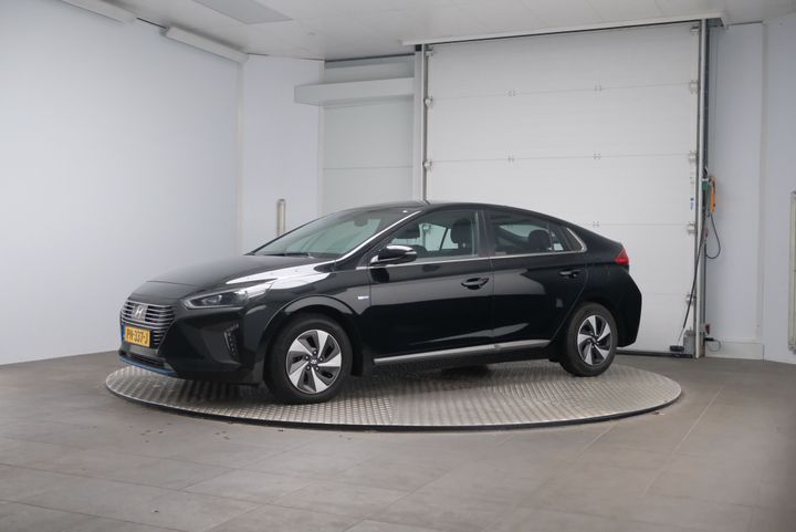 HYUNDAI IONIQ 2017 kmhc851cghu015469