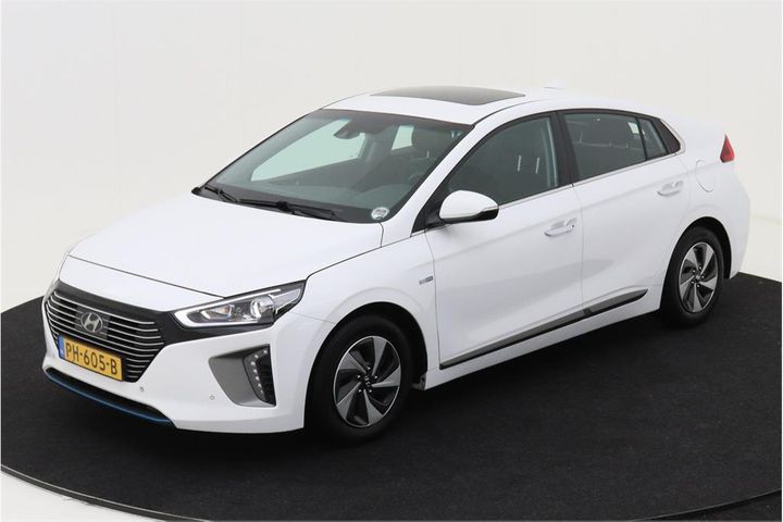 HYUNDAI IONIQ 2017 kmhc851cghu024126