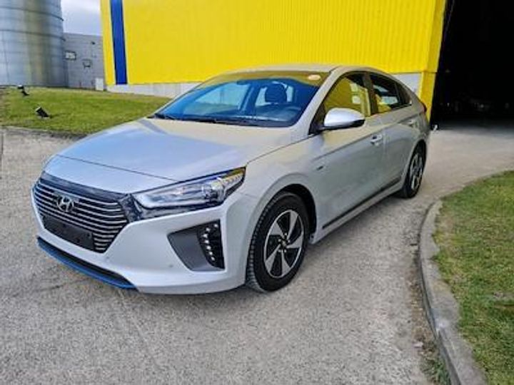 HYUNDAI IONIQ 2018 kmhc851cgju079125