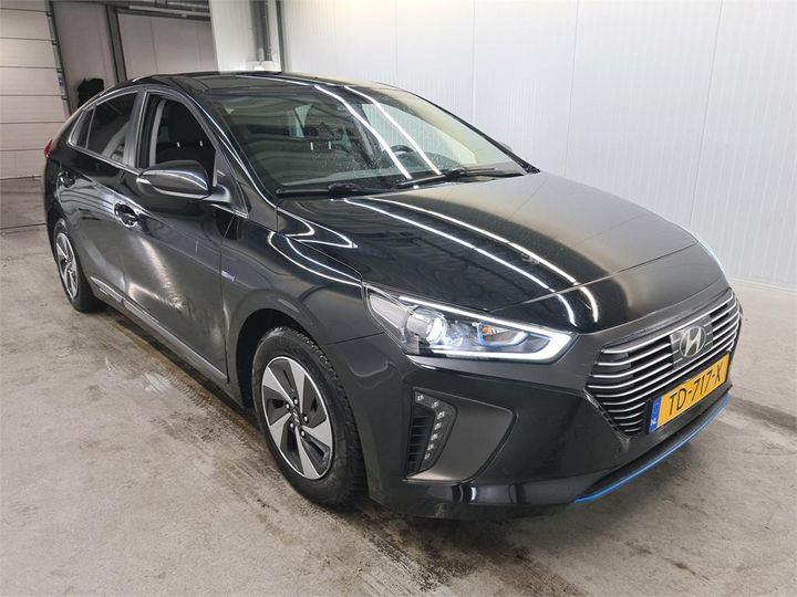 HYUNDAI IONIQ 2018 kmhc851cgju099338