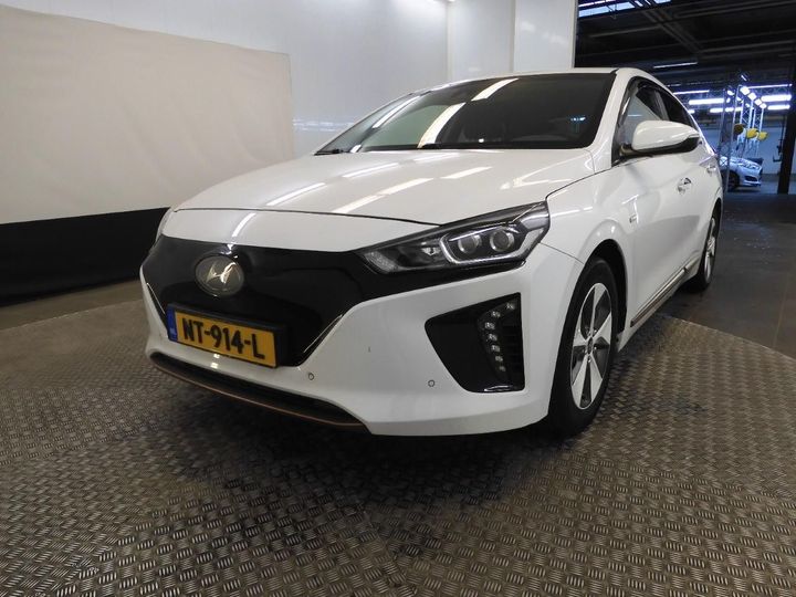 HYUNDAI IONIQ 2017 kmhc851hfhu008041