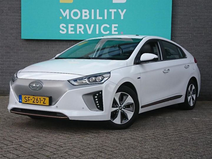 HYUNDAI IONIQ 2018 kmhc851hfju023058