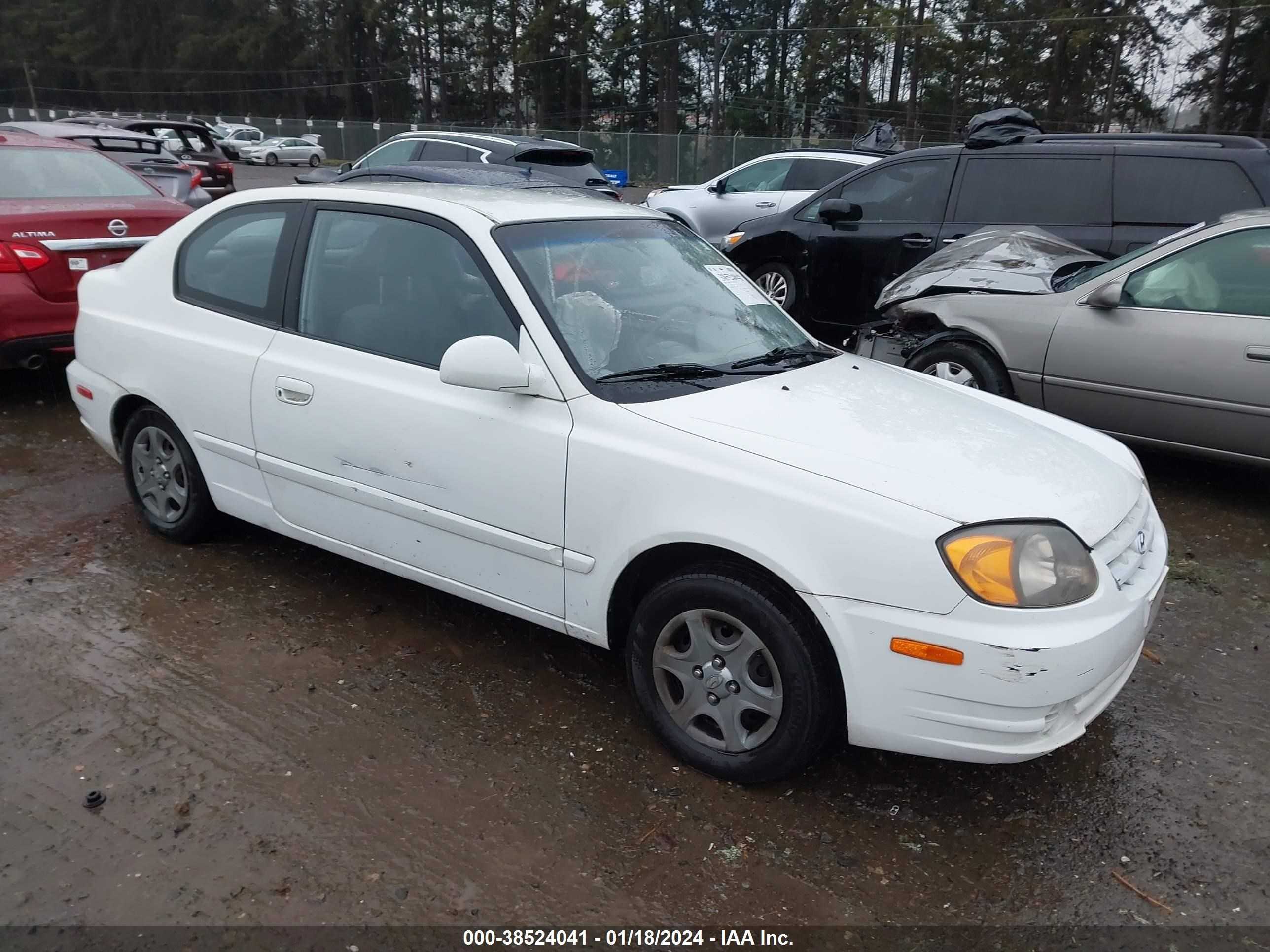 HYUNDAI ACCENT 2005 kmhcg35c65u339824