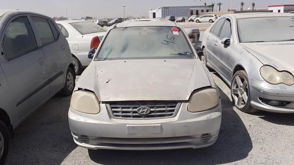 HYUNDAI ACCENT 2004 kmhcg41gx4u549176