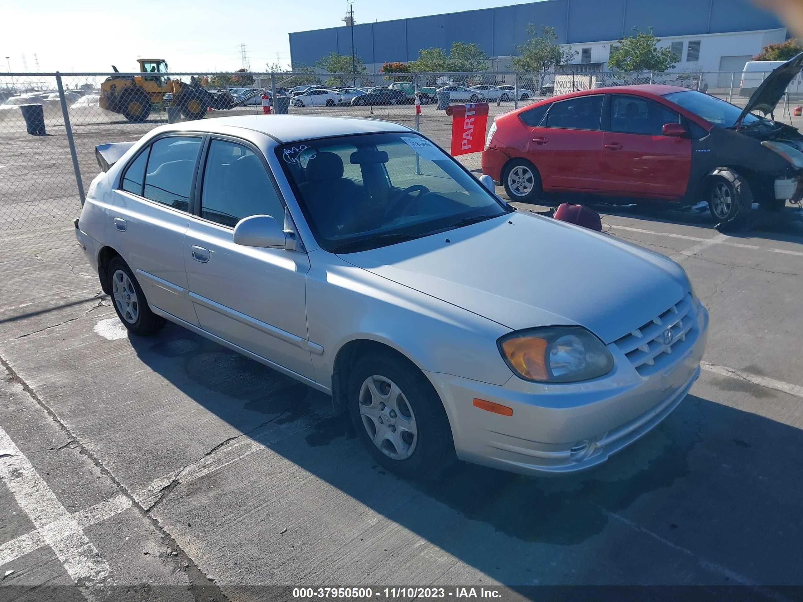 HYUNDAI ACCENT 2005 kmhcg45c45u599726