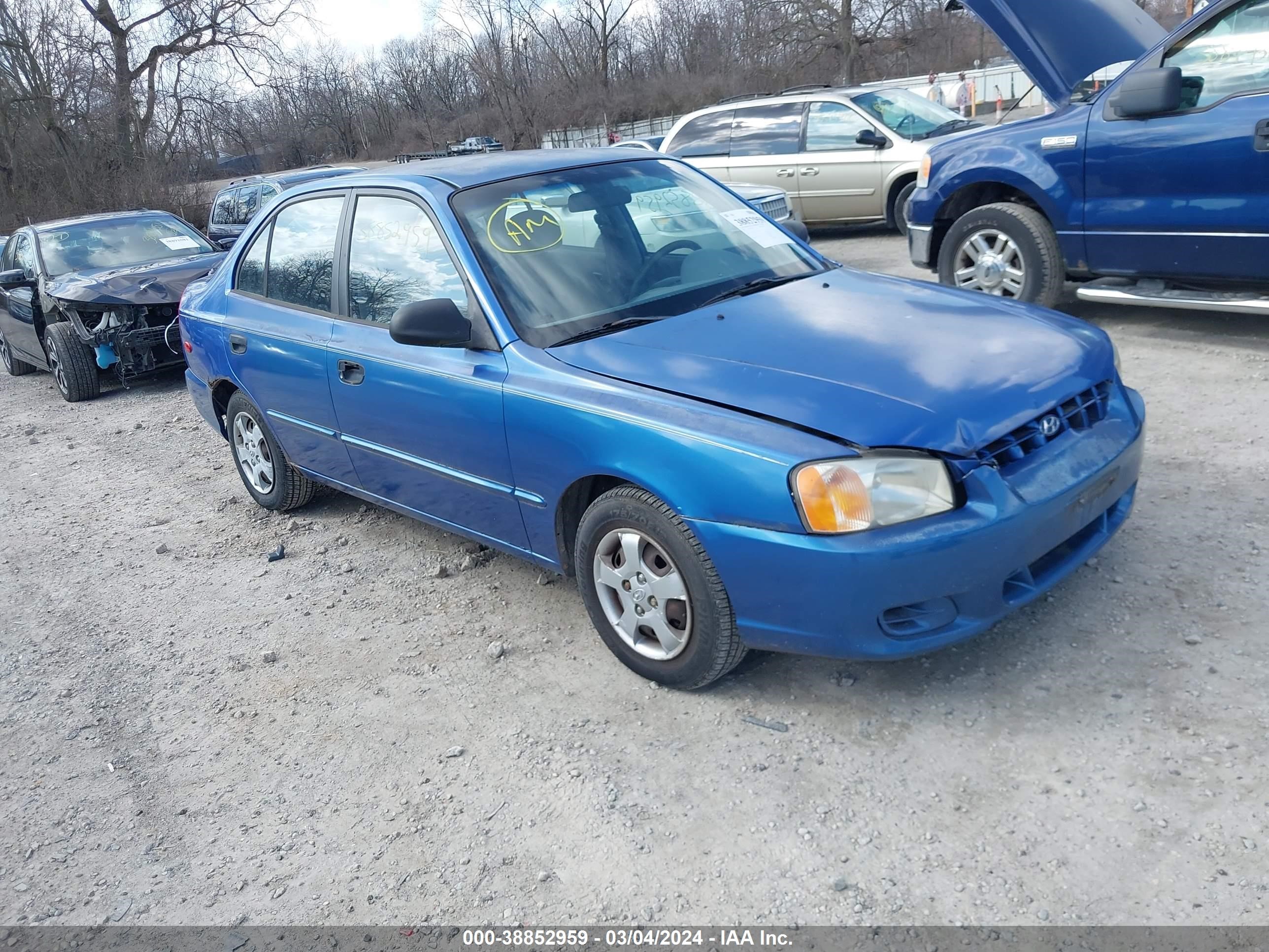 HYUNDAI ACCENT 2002 kmhcg45c52u285322