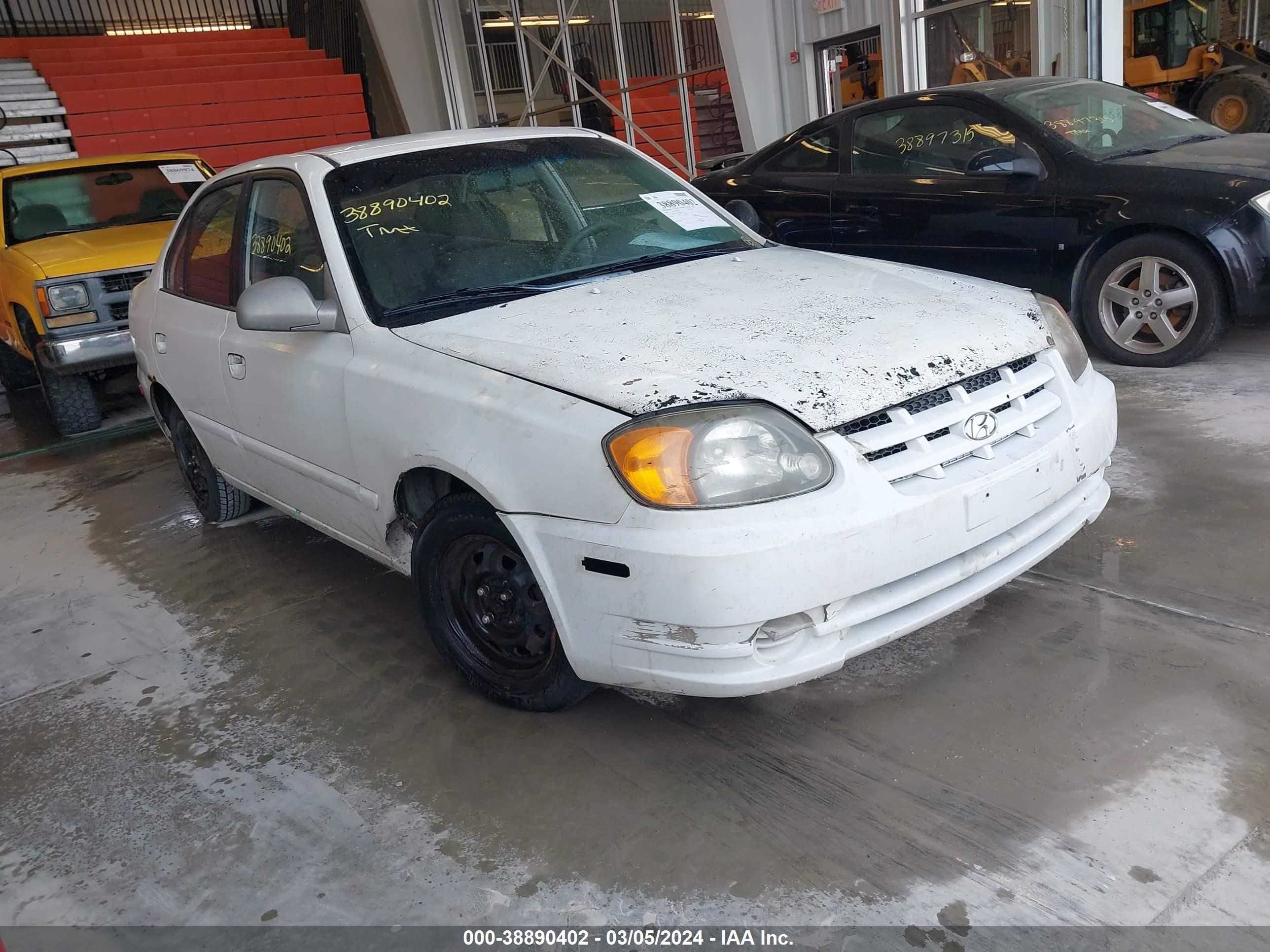 HYUNDAI ACCENT 2003 kmhcg45c63u466219