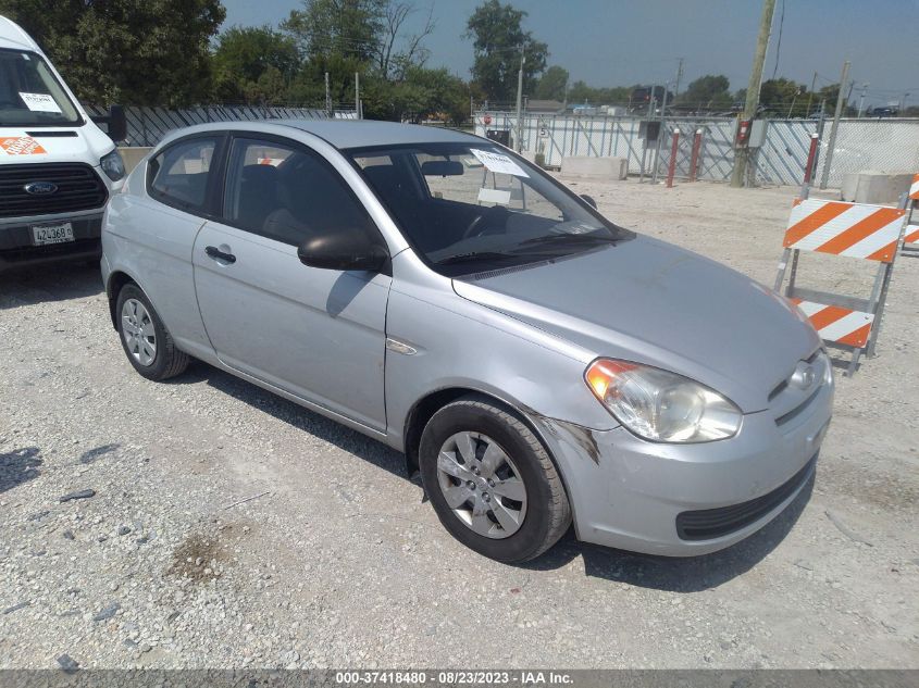 HYUNDAI ACCENT 2008 kmhcm36c18u070062