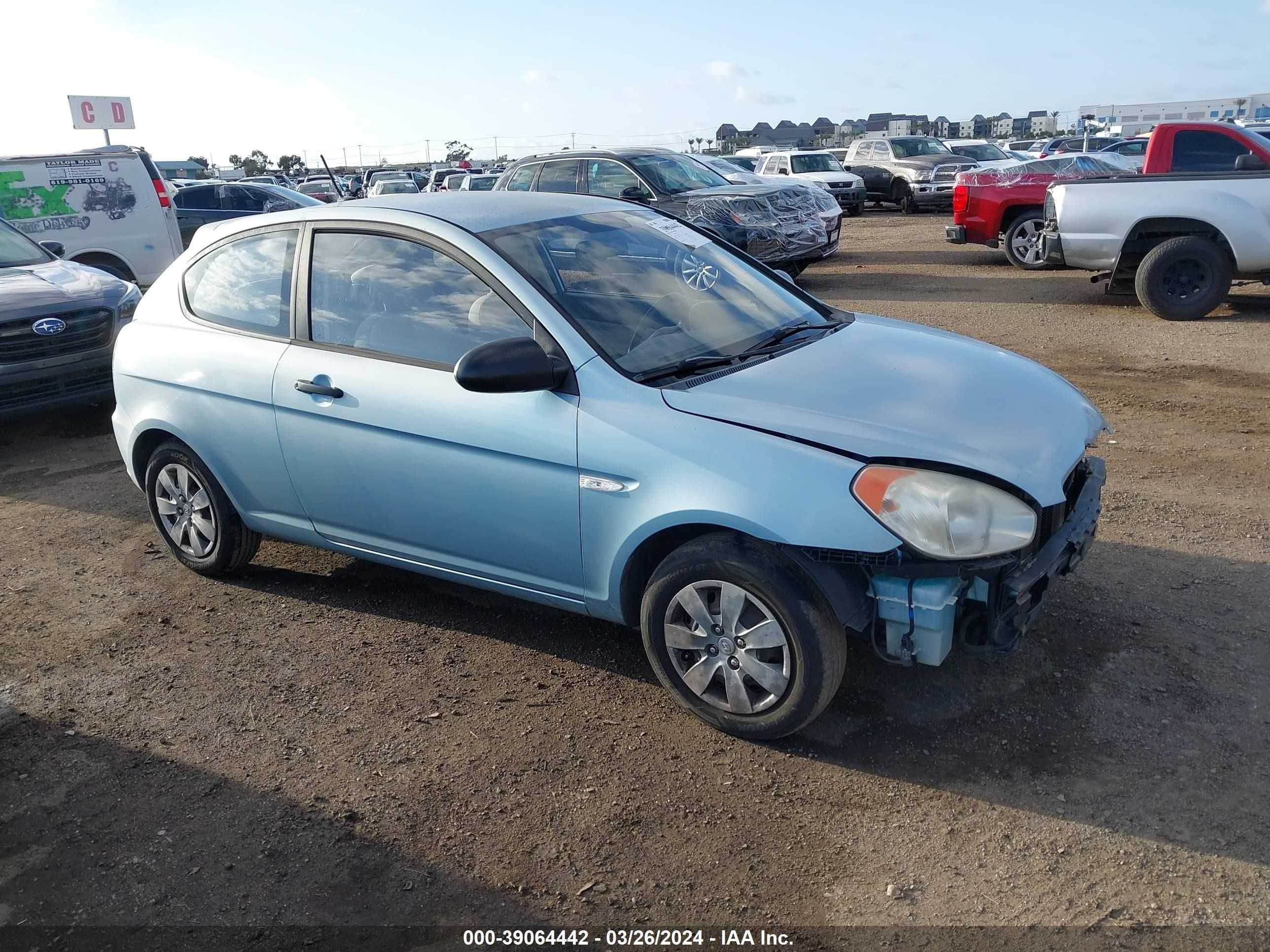 HYUNDAI ACCENT 2009 kmhcm36cx9u129742