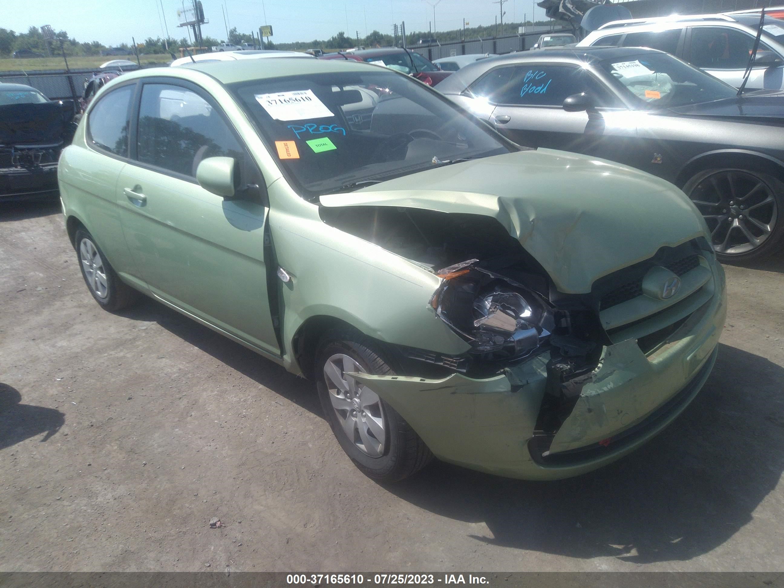 HYUNDAI ACCENT 2010 kmhcm3ac6au160367