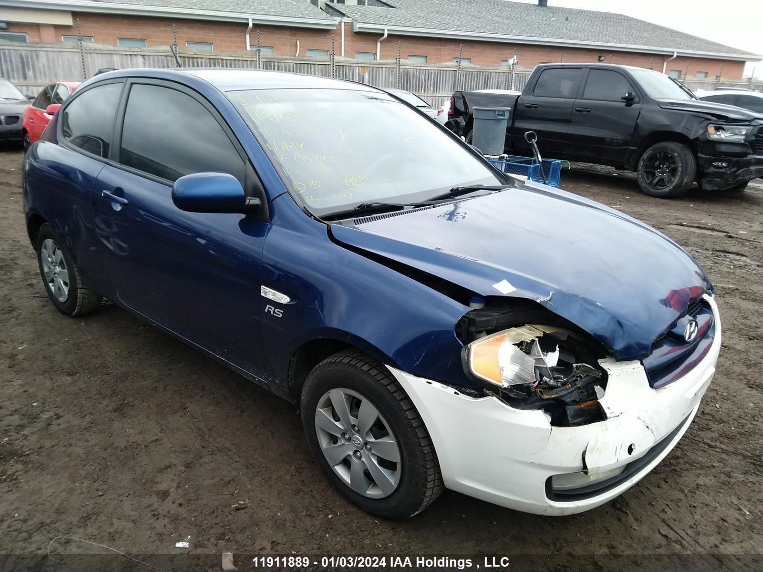 HYUNDAI ACCENT 2011 kmhcn3bc4bu196443