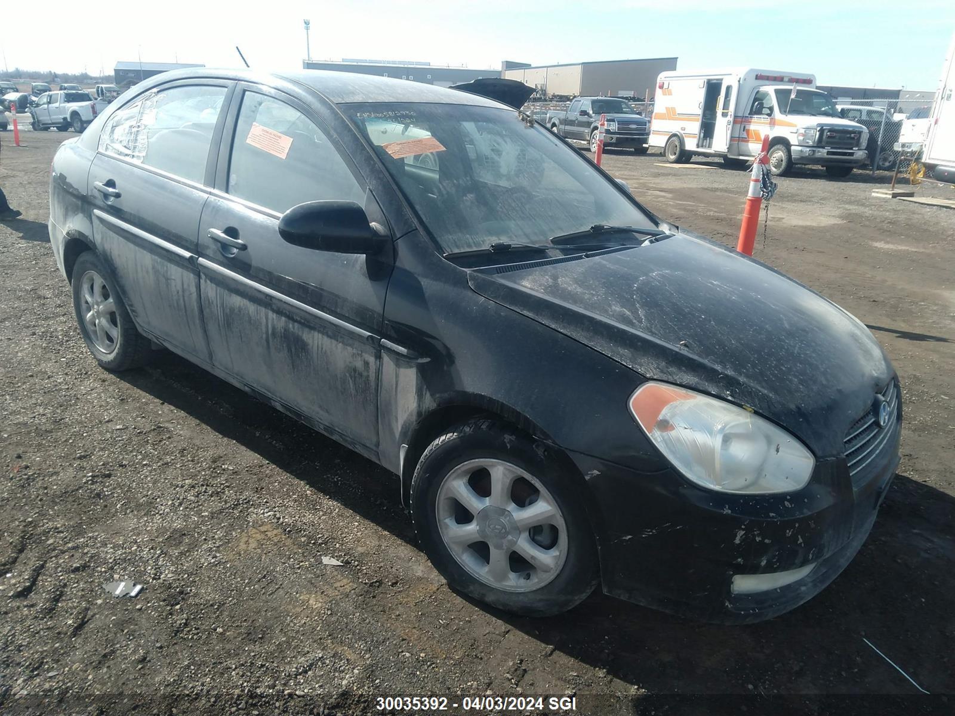 HYUNDAI ACCENT 2008 kmhcn45c08u219825