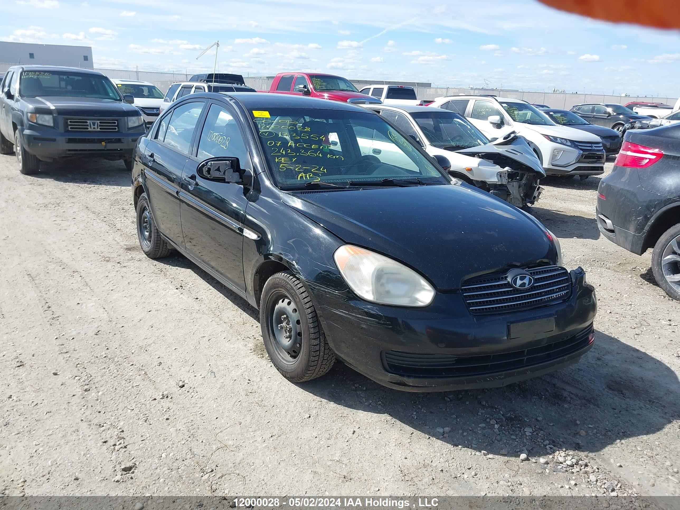 HYUNDAI ACCENT 2007 kmhcn45c57u133554