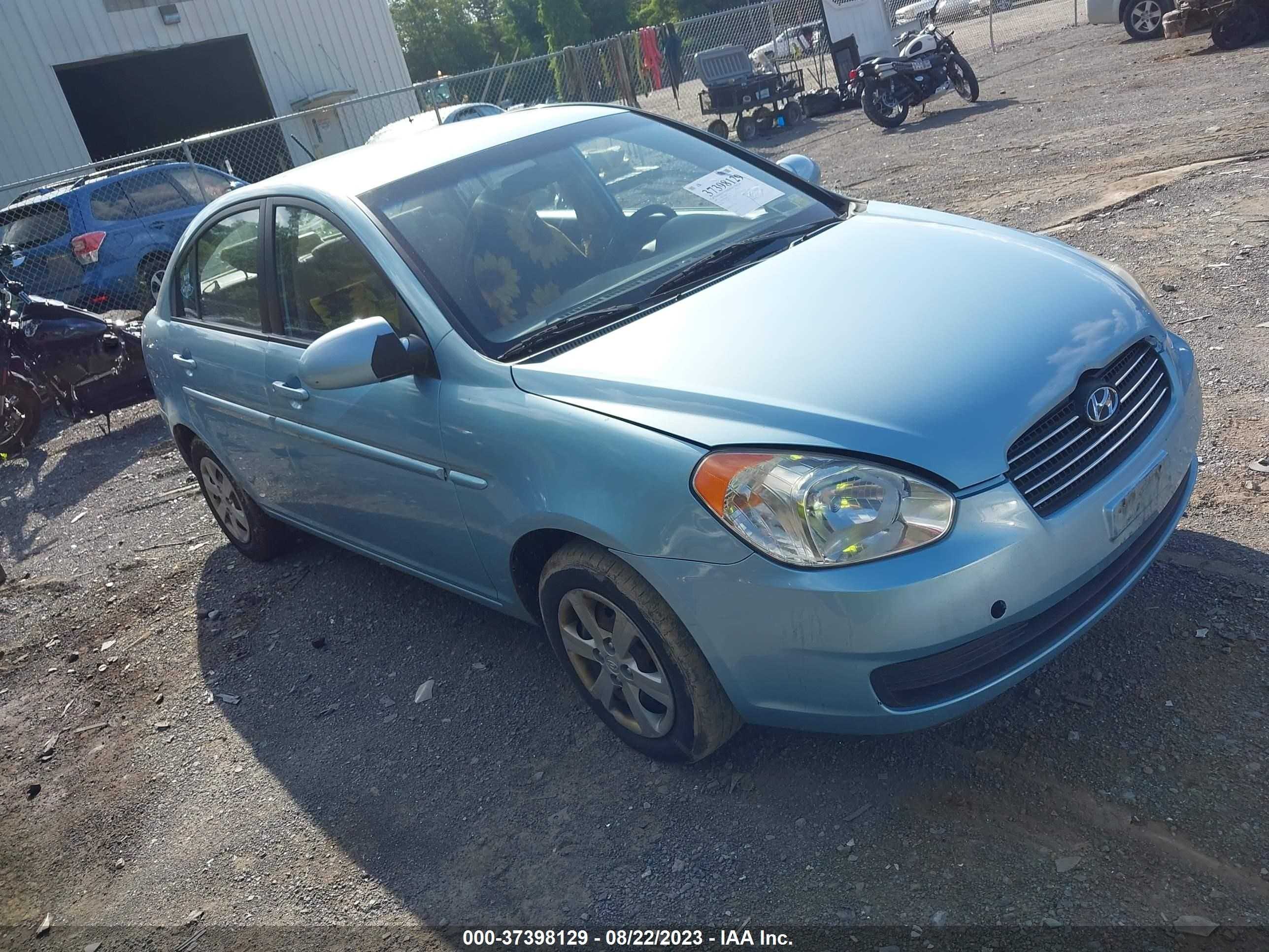 HYUNDAI ACCENT 2008 kmhcn46c08u235652