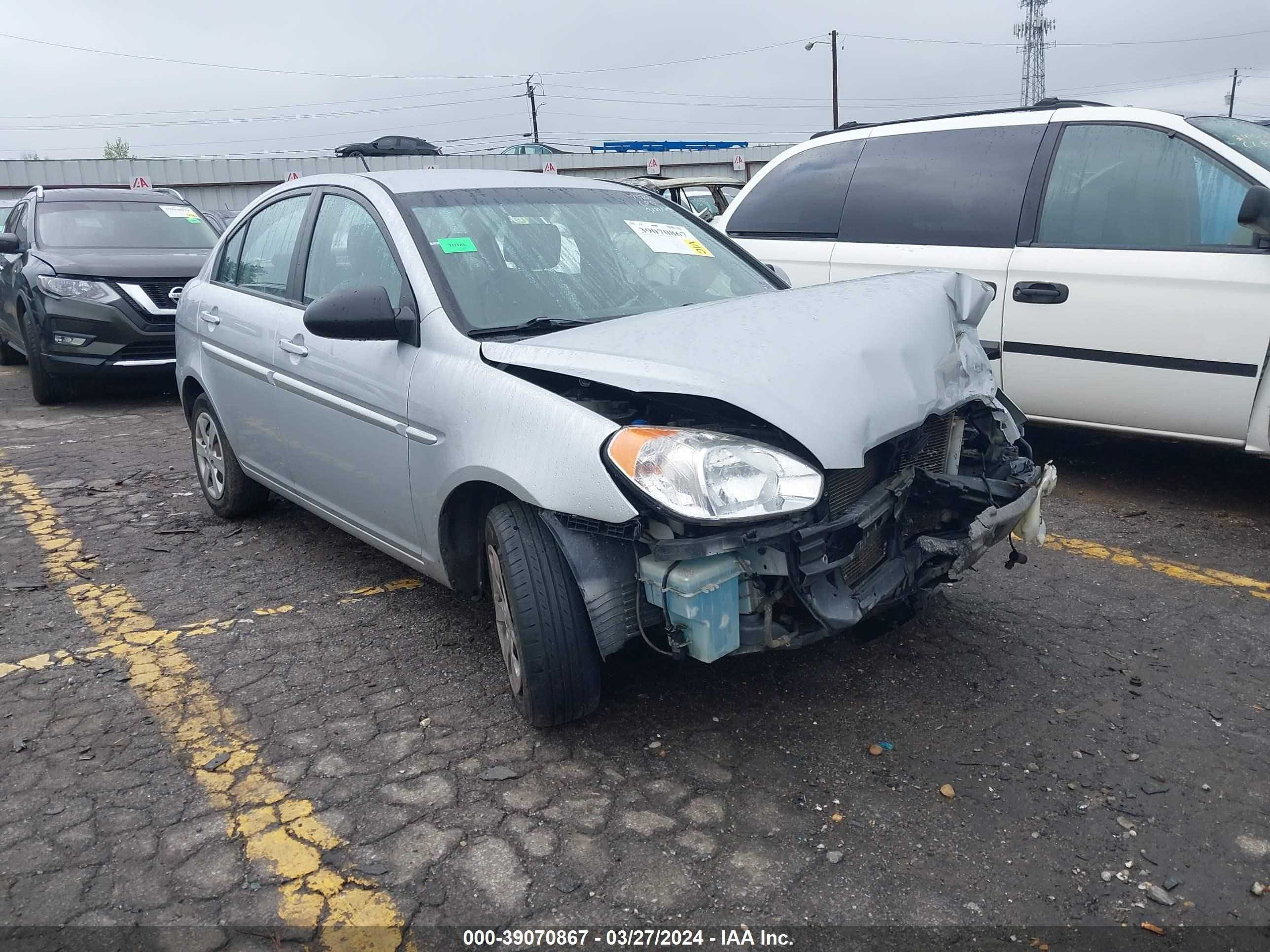 HYUNDAI ACCENT 2009 kmhcn46c09u347370