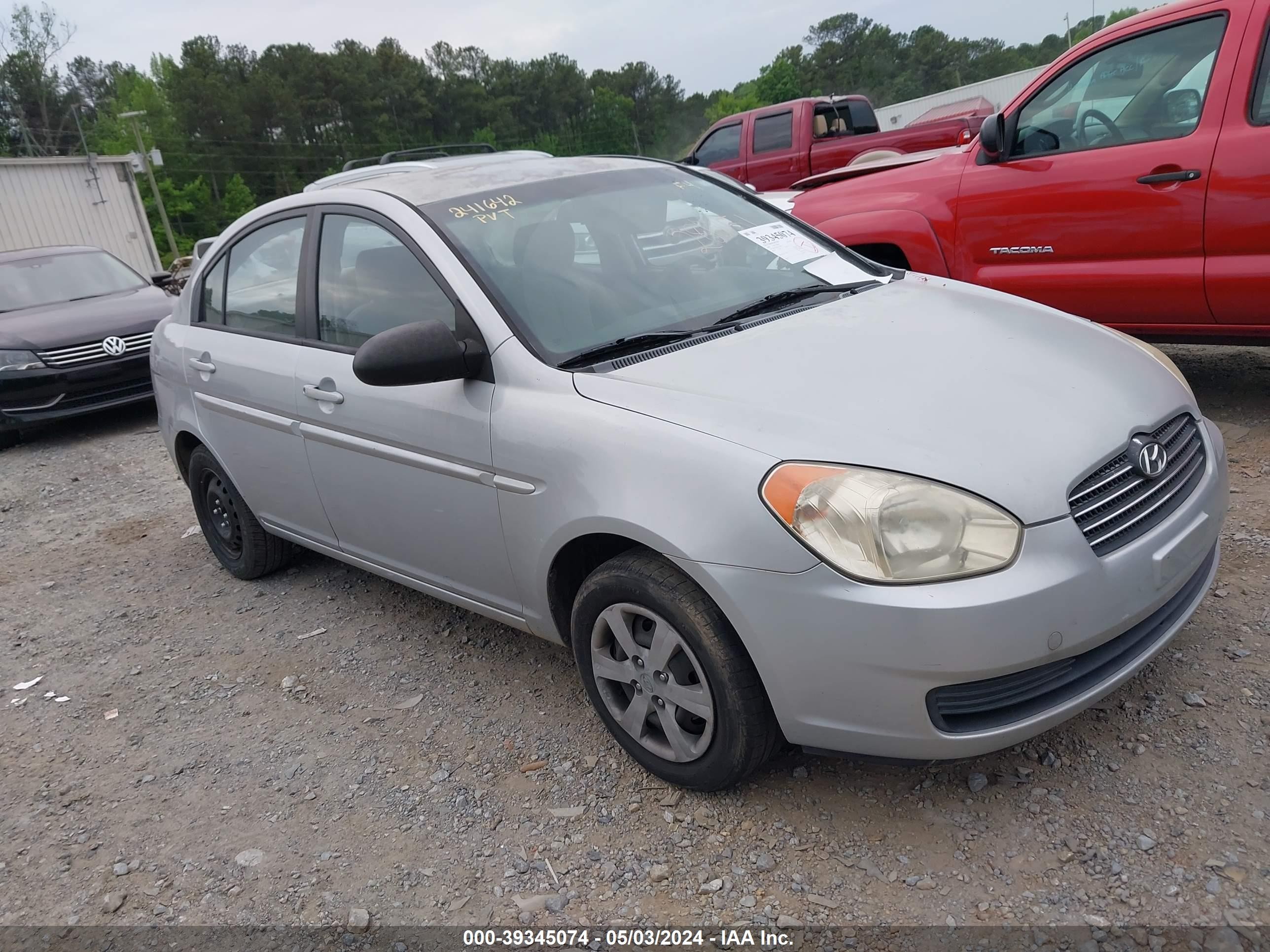 HYUNDAI ACCENT 2008 kmhcn46c58u280151