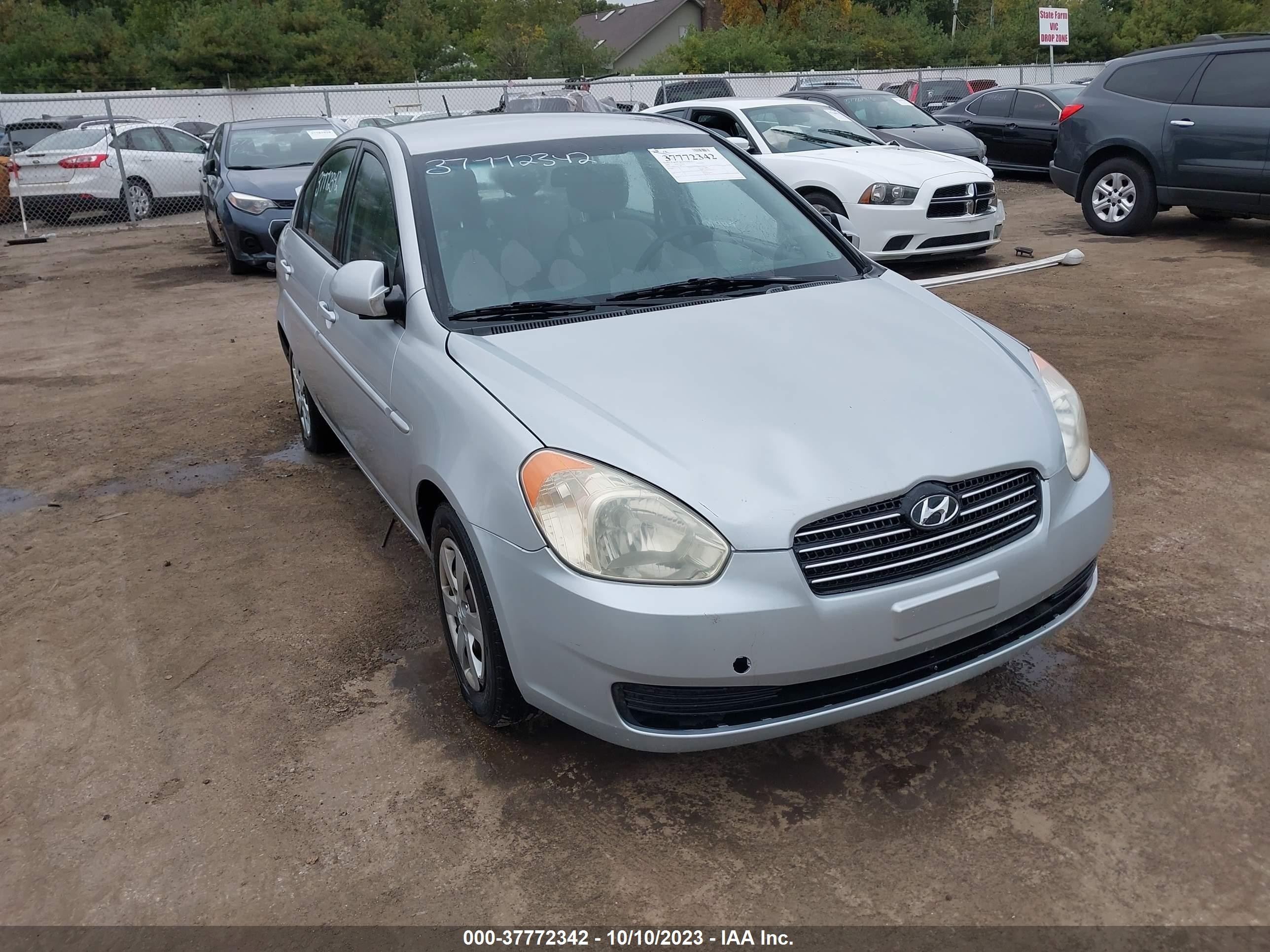 HYUNDAI ACCENT 2008 kmhcn46c88u174213