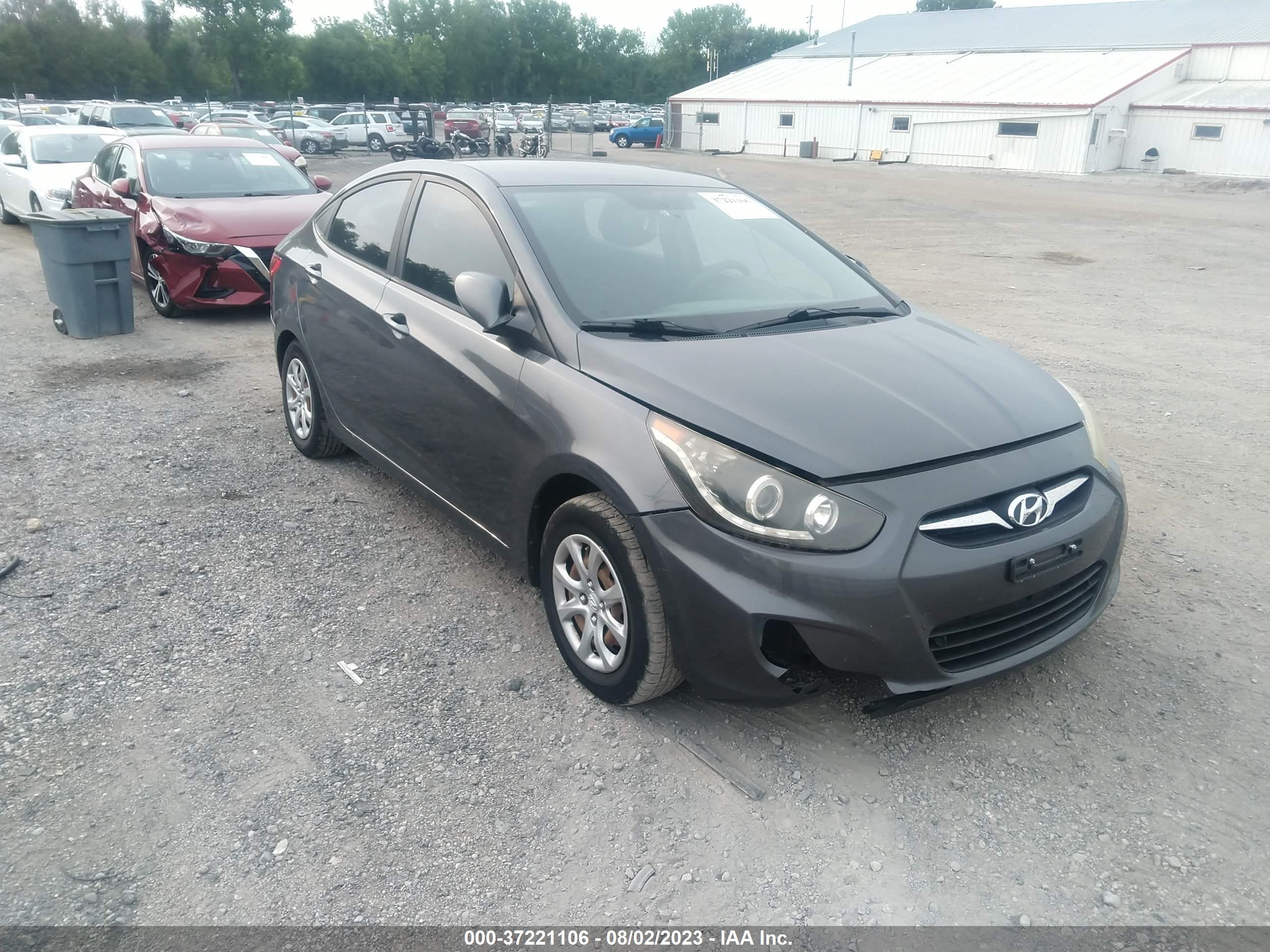 HYUNDAI ACCENT 2012 kmhct4ae0cu170003