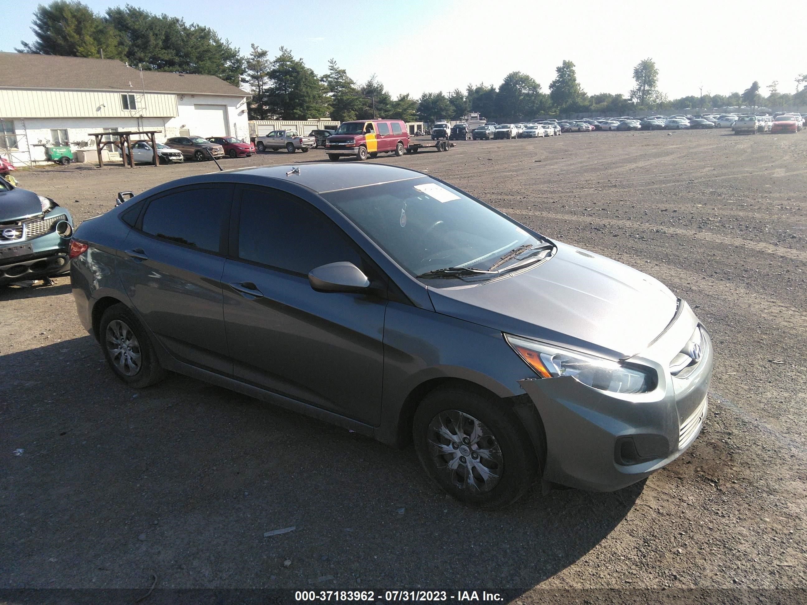 HYUNDAI ACCENT 2015 kmhct4ae0fu798065