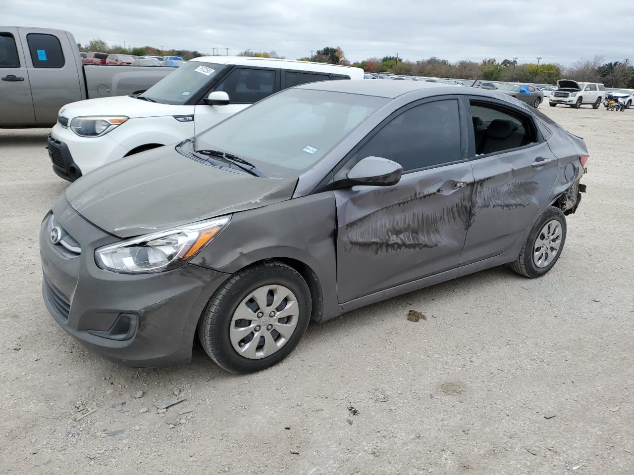 HYUNDAI ACCENT 2015 kmhct4ae1fu867636