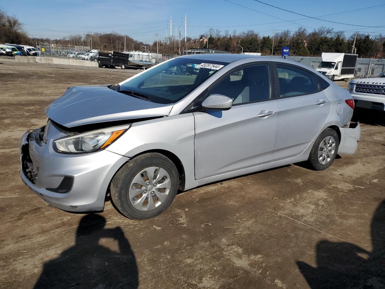 HYUNDAI ACCENT 2017 kmhct4ae1hu318618