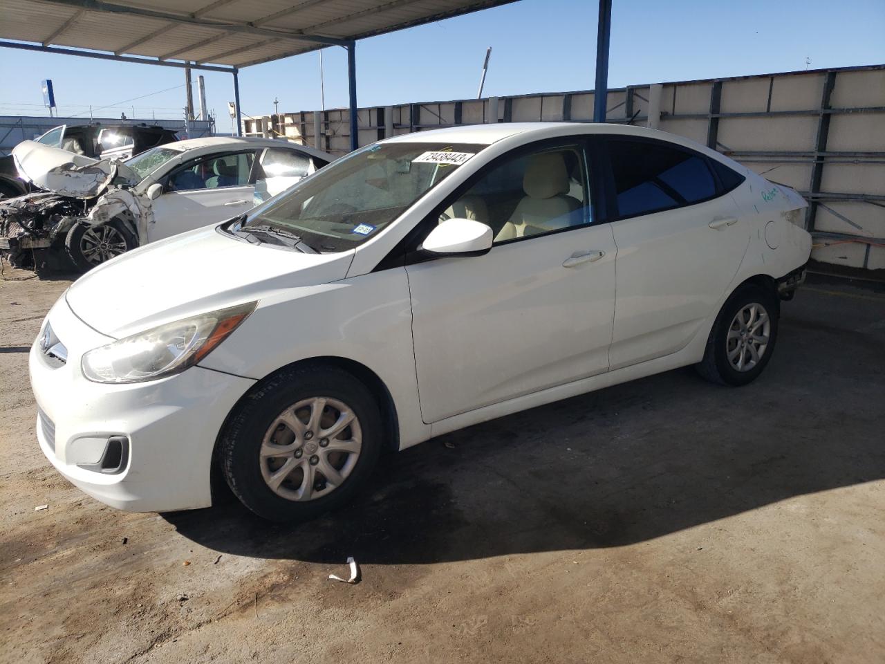 HYUNDAI ACCENT 2013 kmhct4ae2du581002