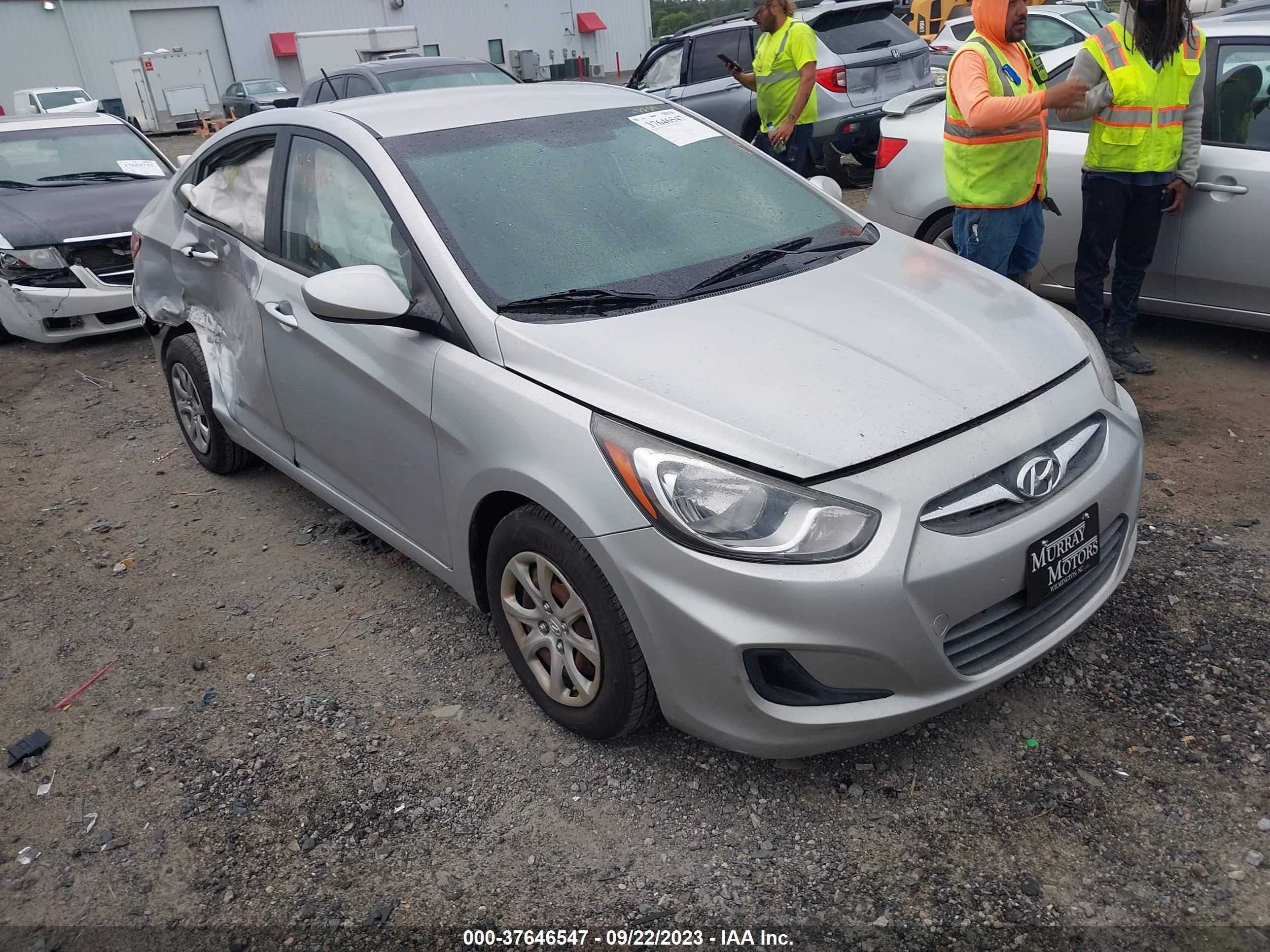 HYUNDAI ACCENT 2014 kmhct4ae2eu691663