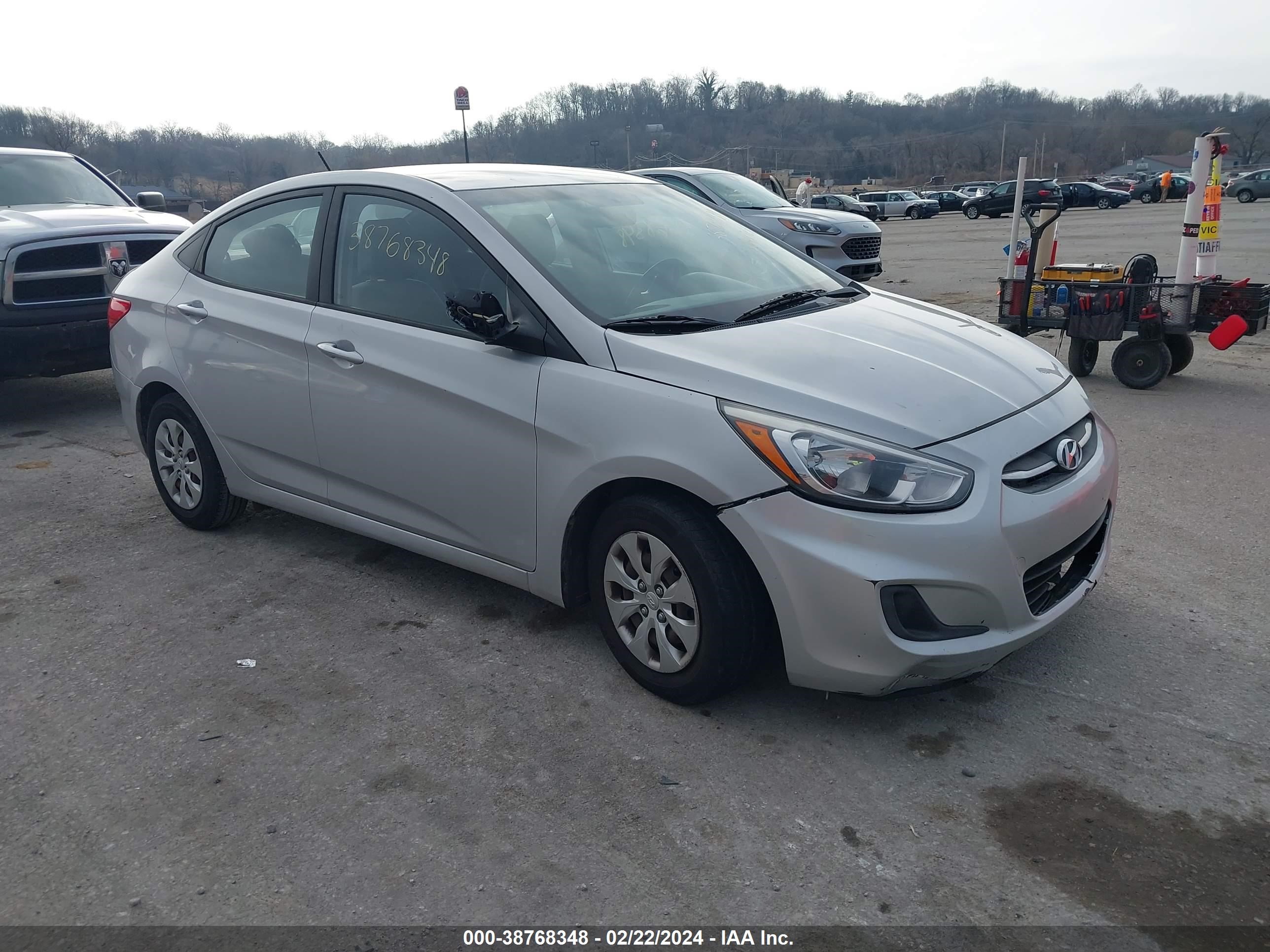 HYUNDAI ACCENT 2016 kmhct4ae2gu090501