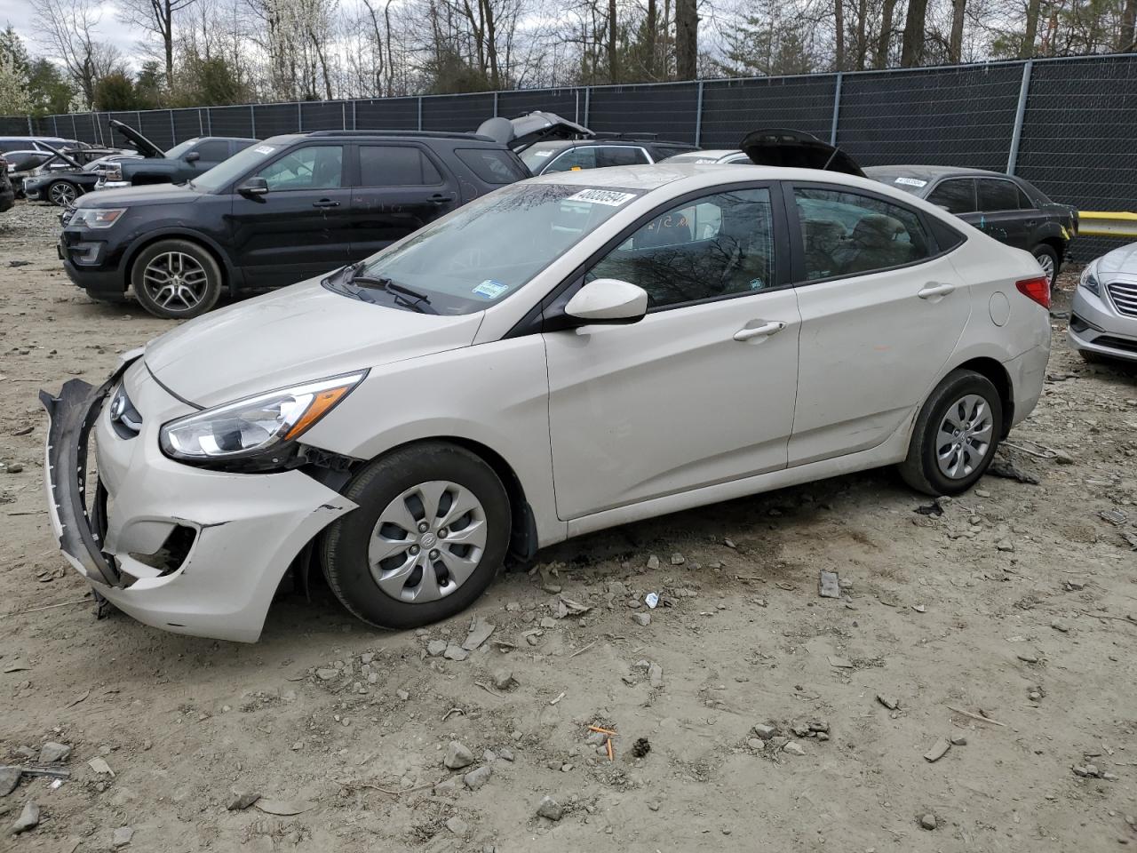 HYUNDAI ACCENT 2016 kmhct4ae2gu139020