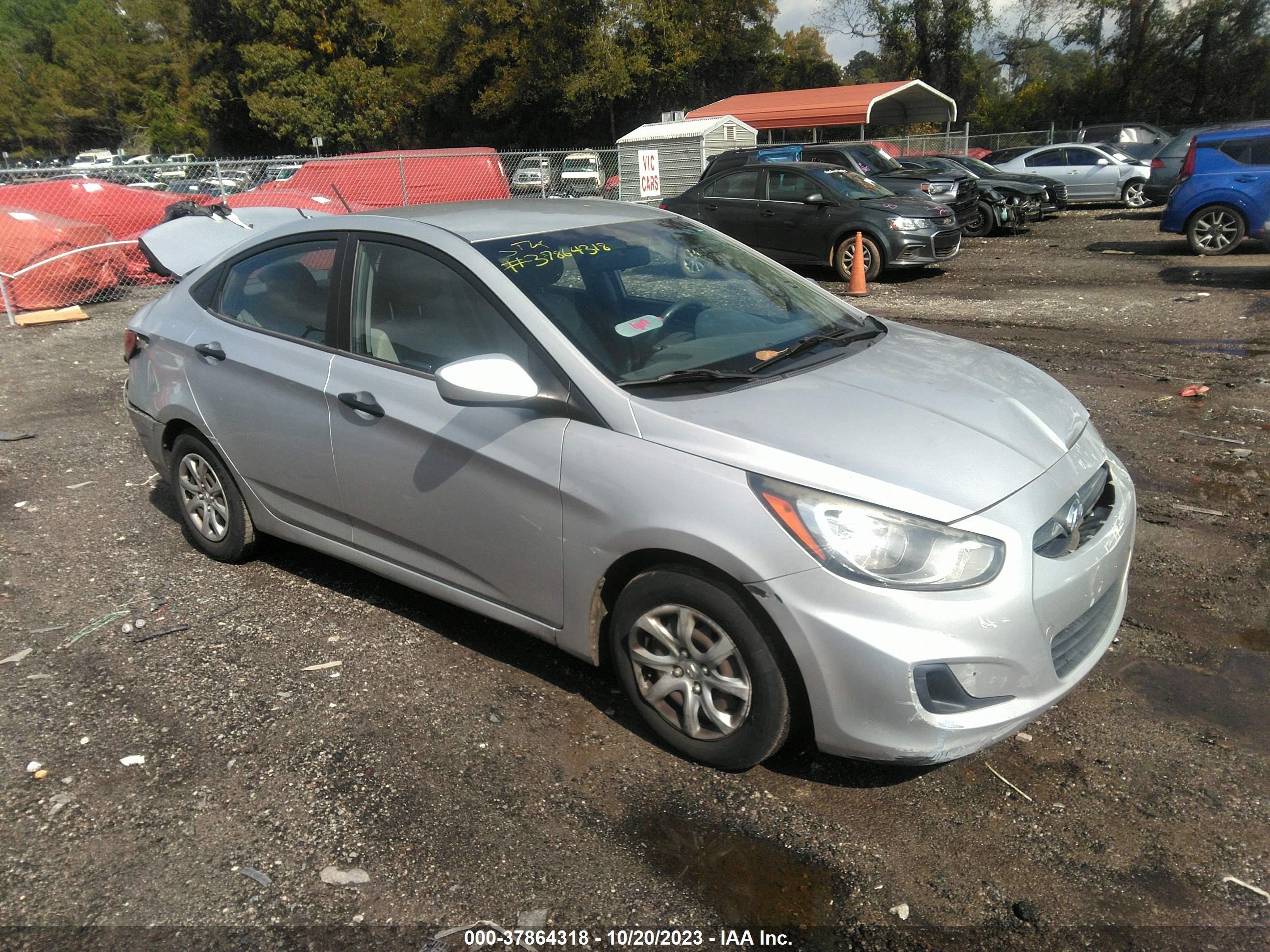 HYUNDAI ACCENT 2012 kmhct4ae3cu089819