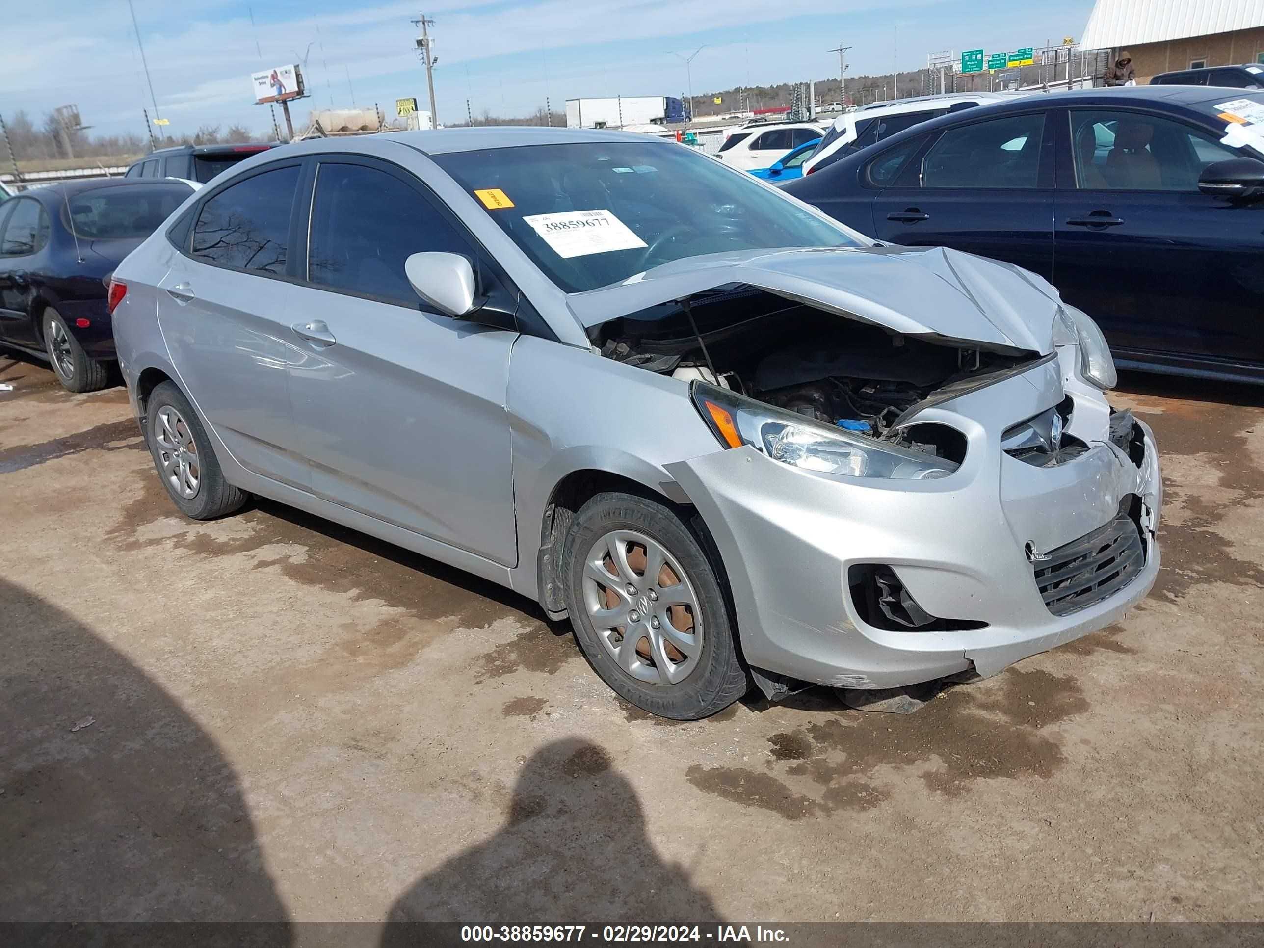 HYUNDAI ACCENT 2013 kmhct4ae3du317030