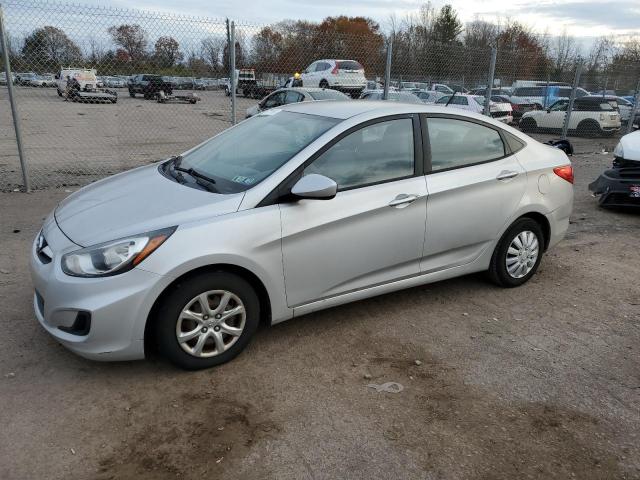 HYUNDAI ACCENT 2013 kmhct4ae3du485573