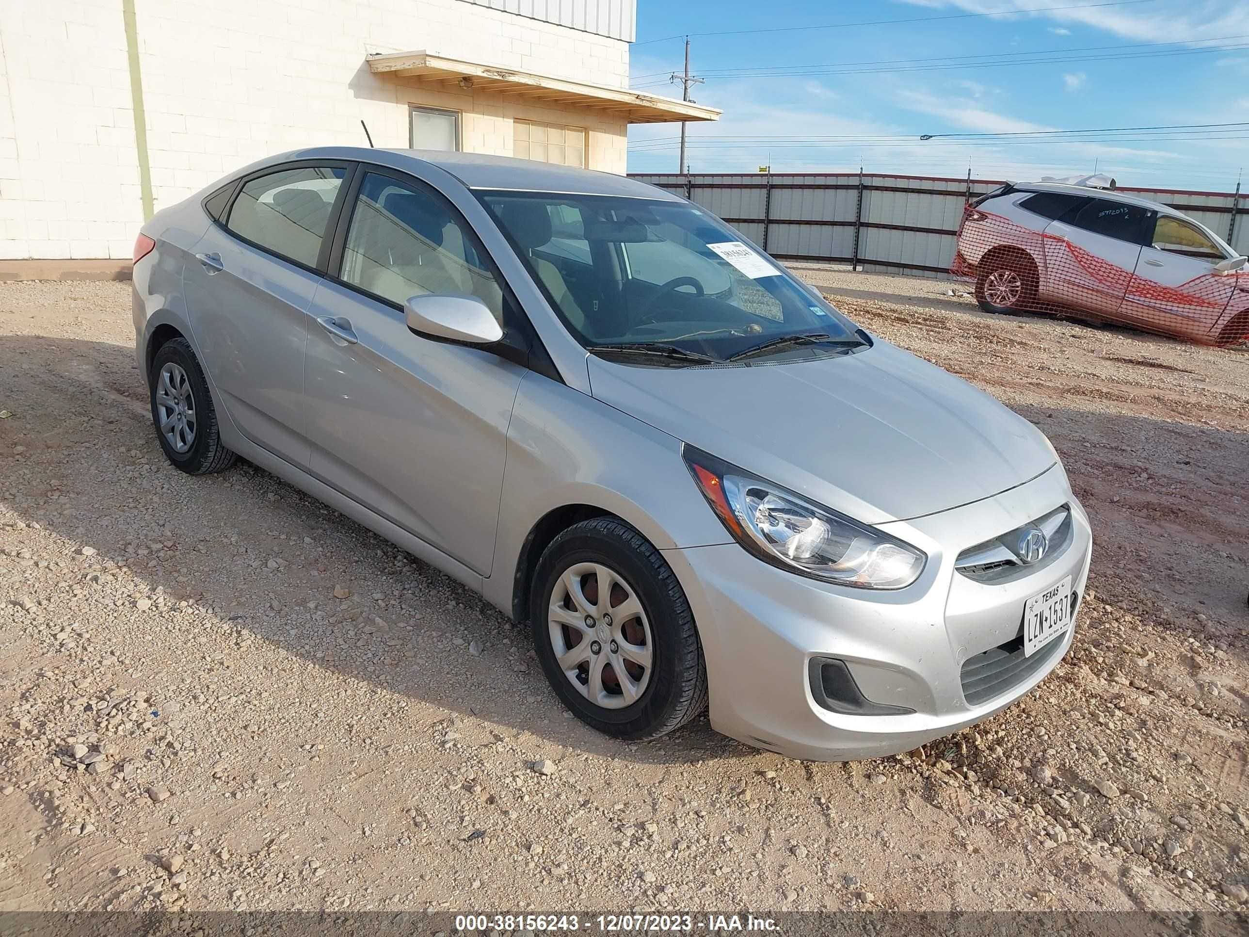 HYUNDAI ACCENT 2014 kmhct4ae3eu671180