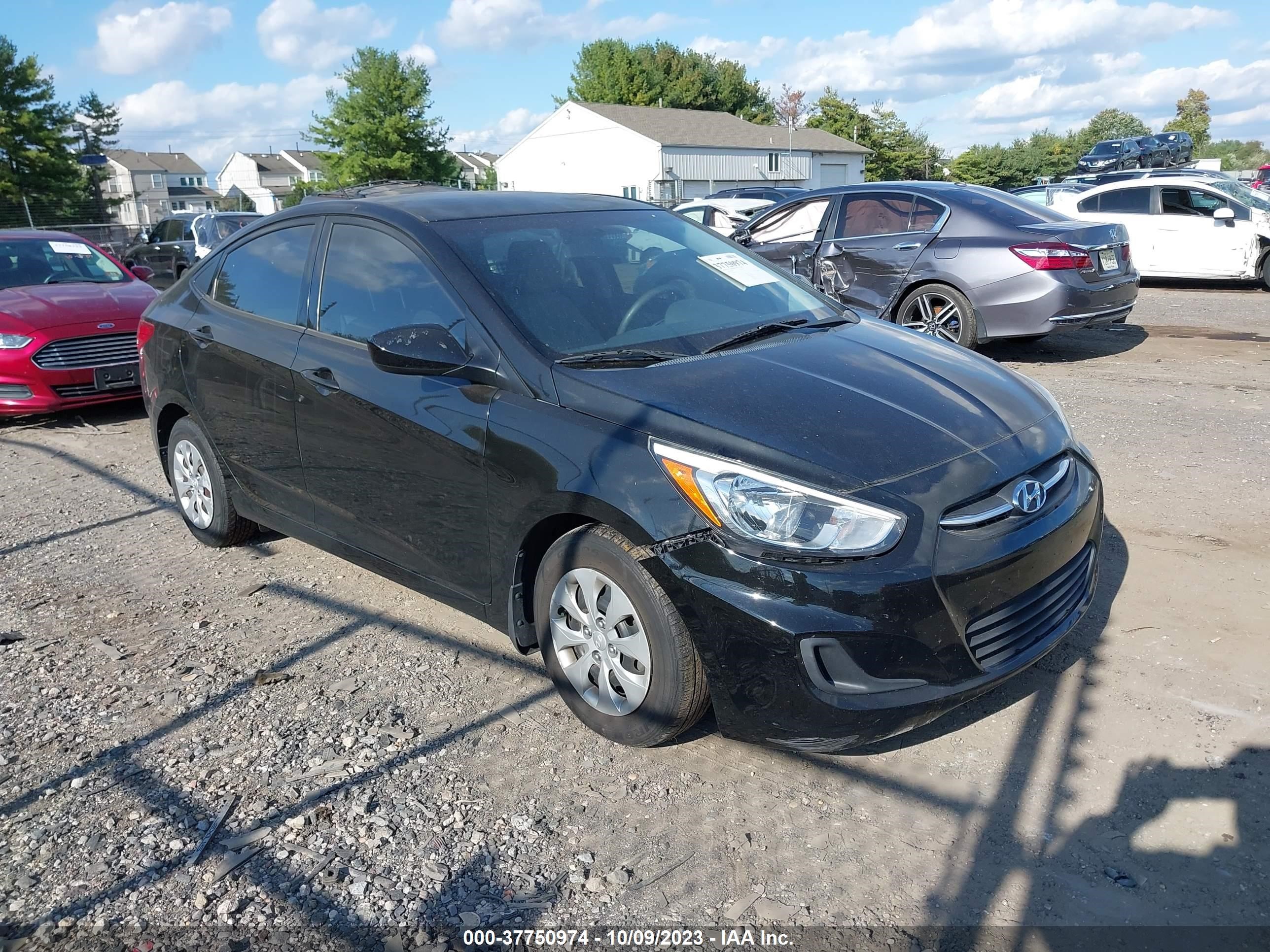 HYUNDAI ACCENT 2015 kmhct4ae3fu802478