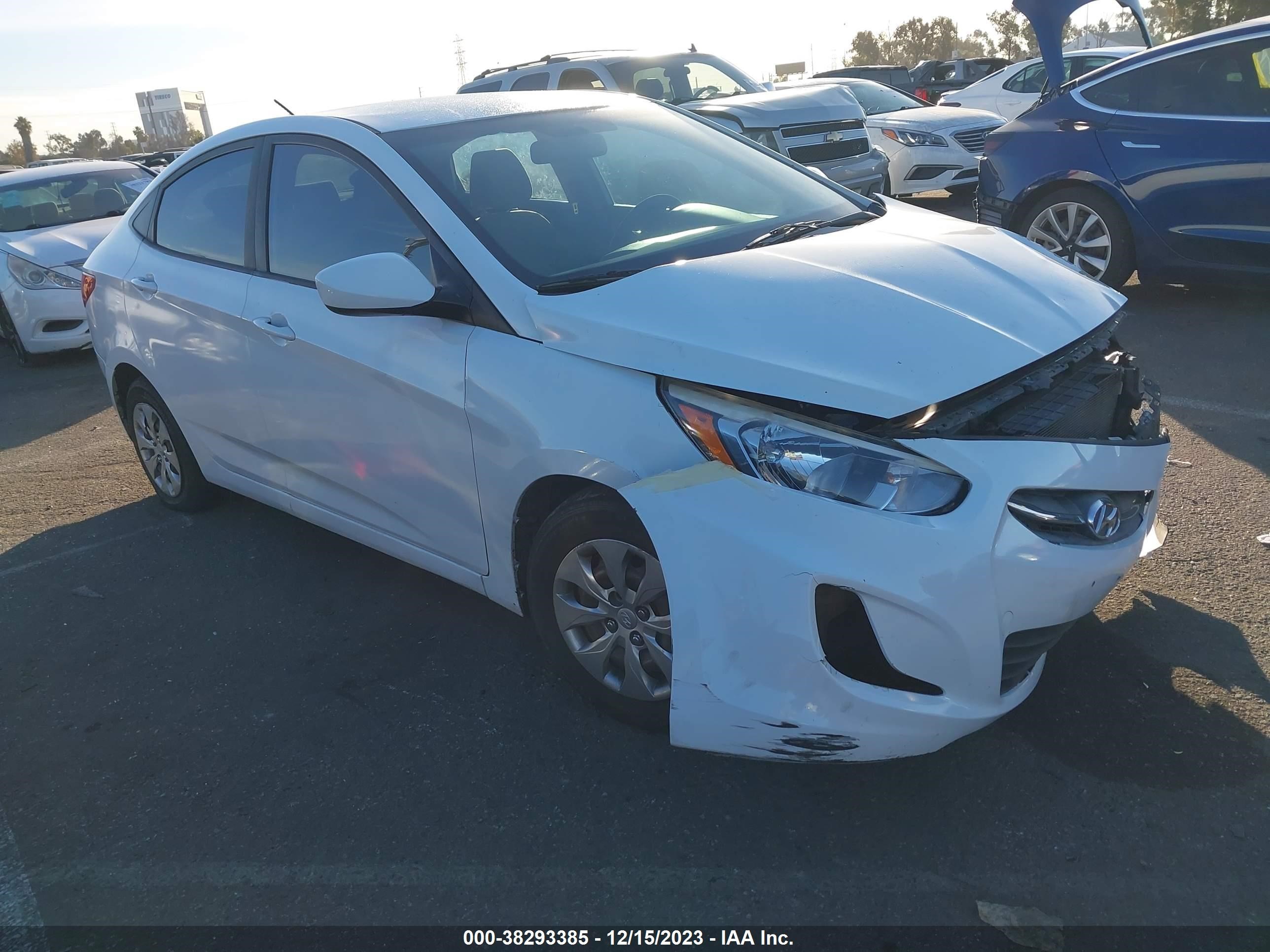 HYUNDAI ACCENT 2016 kmhct4ae3gu100002