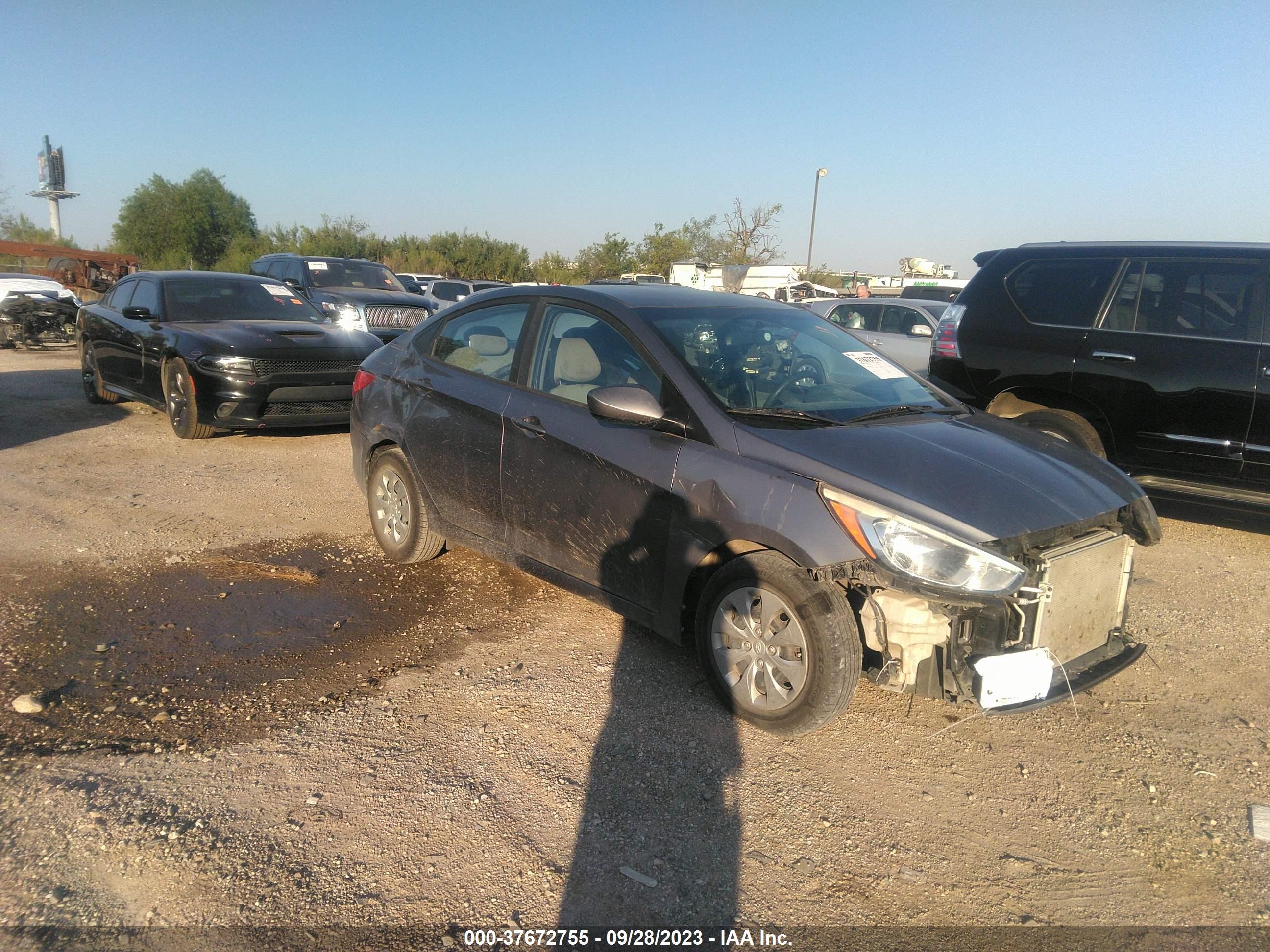 HYUNDAI ACCENT 2017 kmhct4ae3hu168852